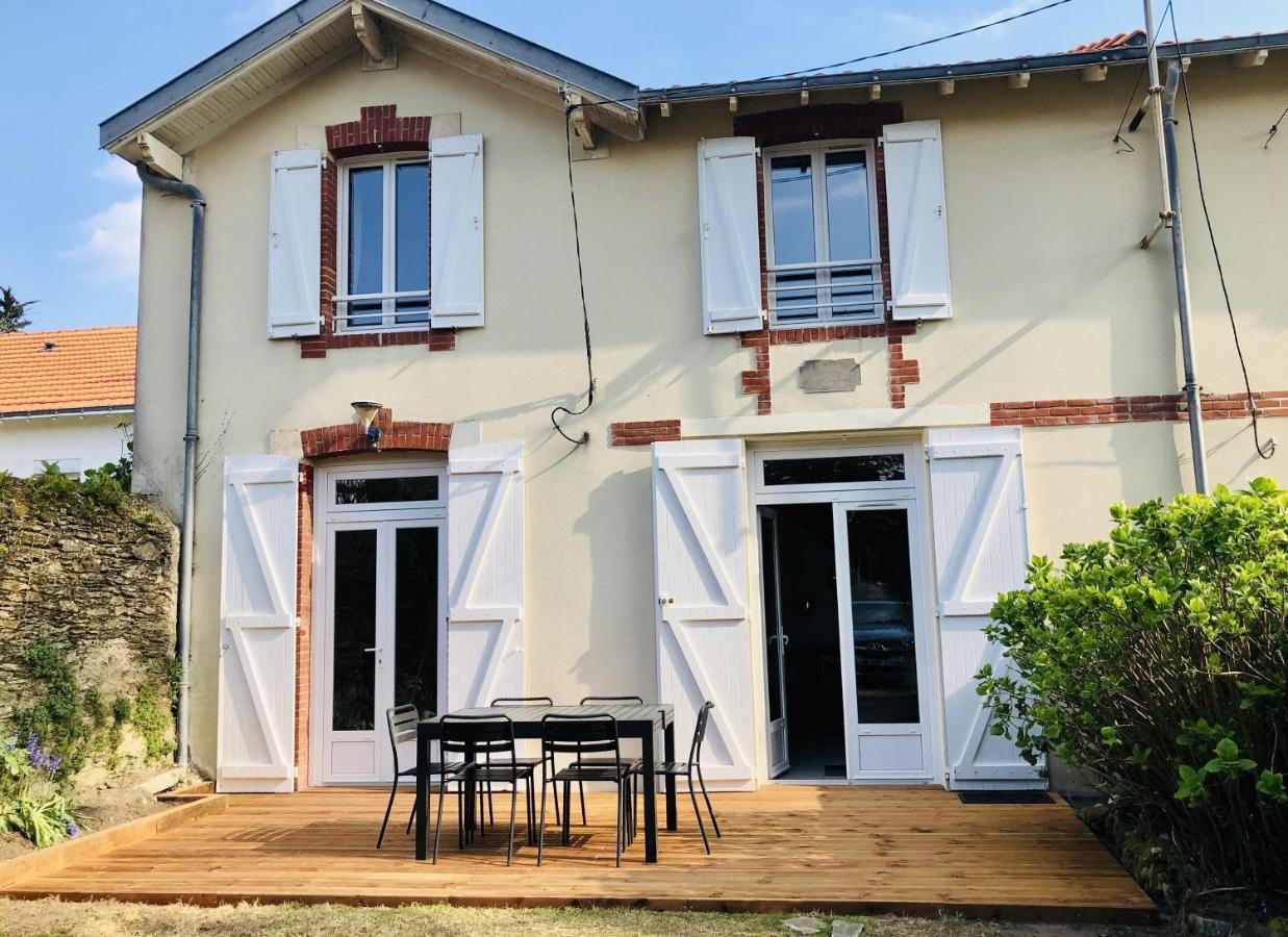 Maison Avec Terrasse A 50 M De La Mer ポルニック エクステリア 写真